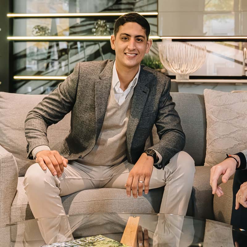 Yanis Benyamina, Real Estate Agent