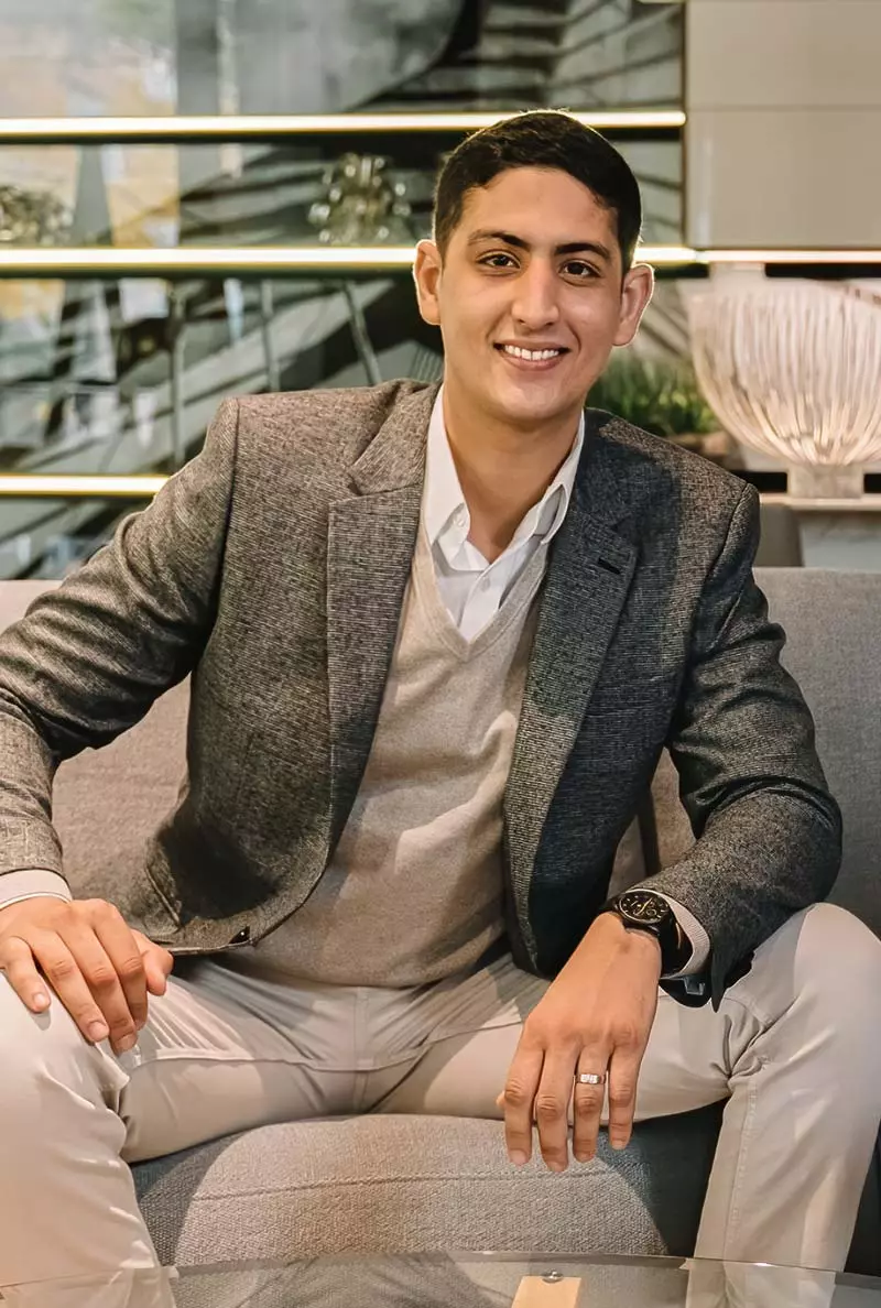 Yanis Benyamina, Real Estate Agent